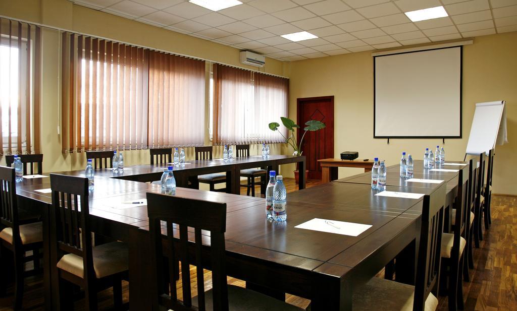 Hotel Perla Тыргу-Муреш Бизнес фото
