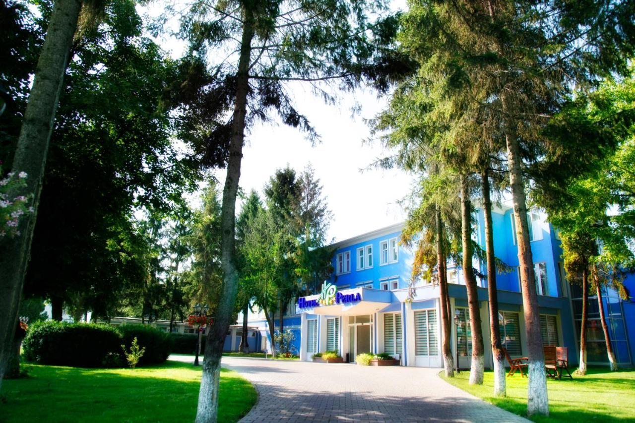 Hotel Perla Тыргу-Муреш Экстерьер фото